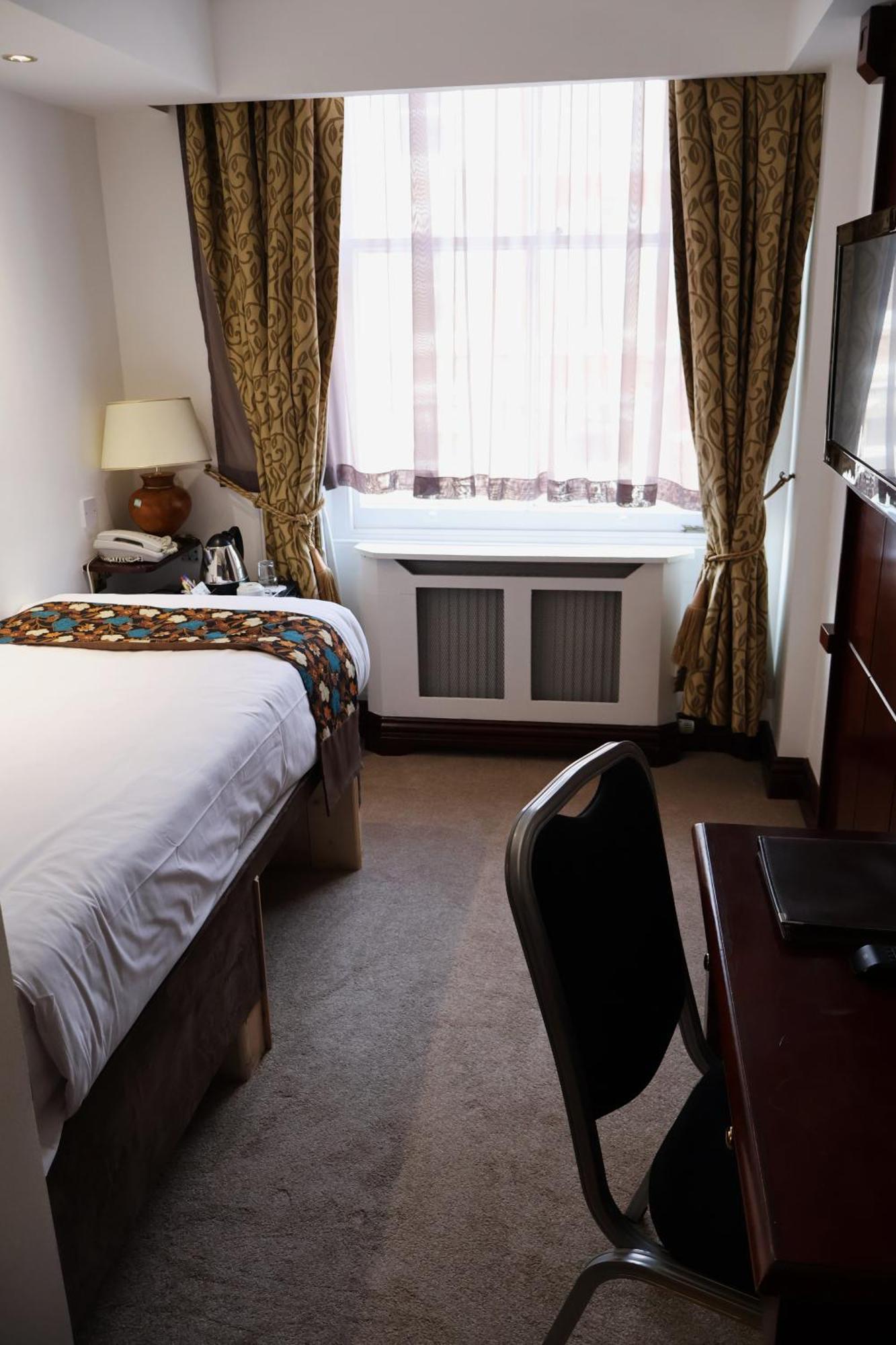 Dreamtel London Kensington Hotel Bagian luar foto