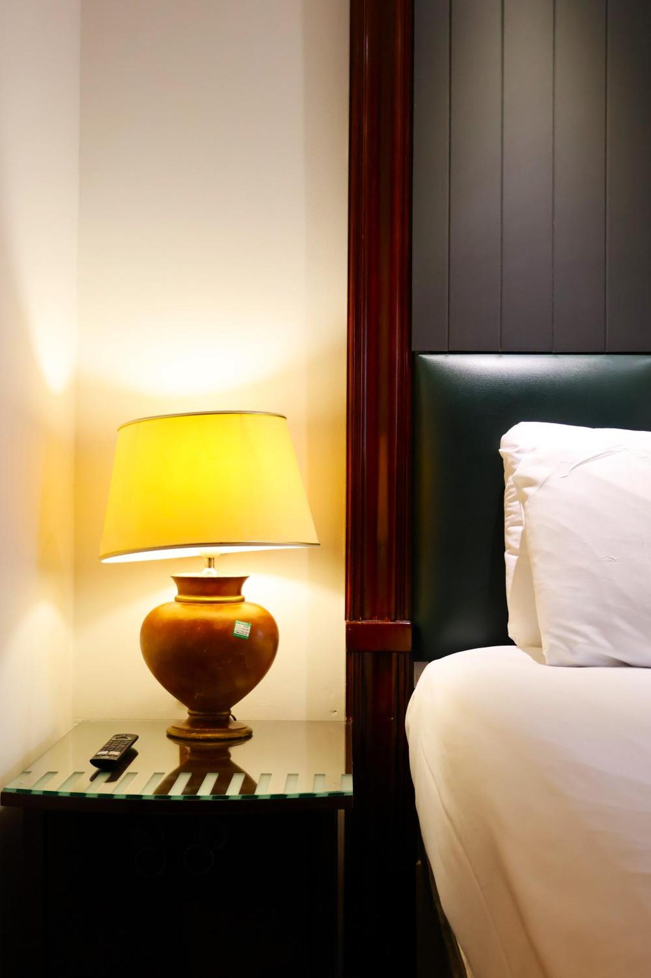 Dreamtel London Kensington Hotel Bagian luar foto