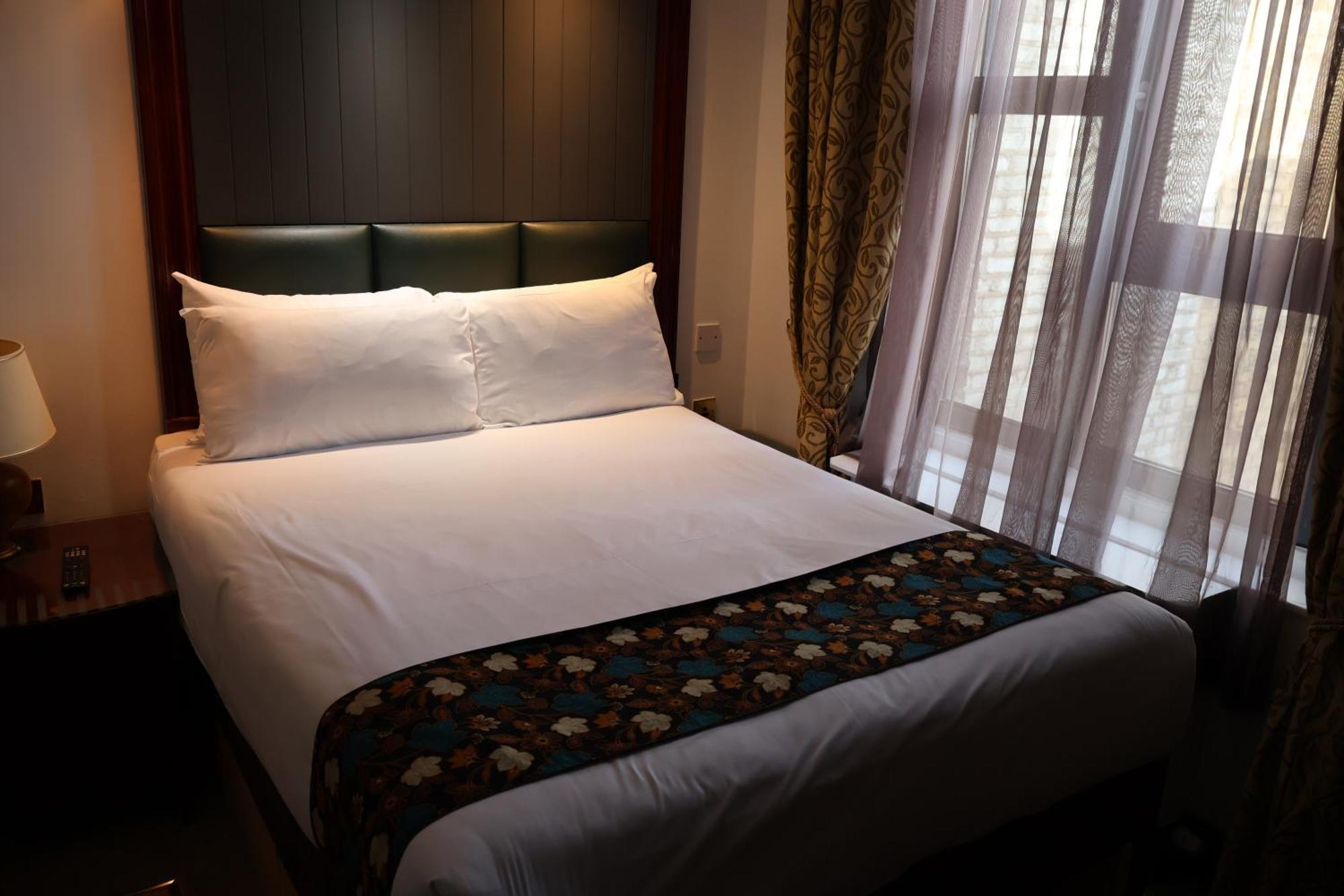 Dreamtel London Kensington Hotel Bagian luar foto